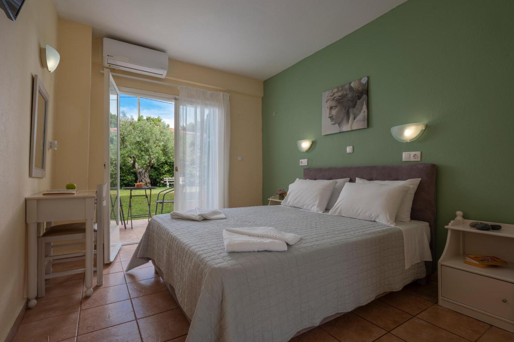 Julia Hotel ฟูร์กา ภายนอก รูปภาพ