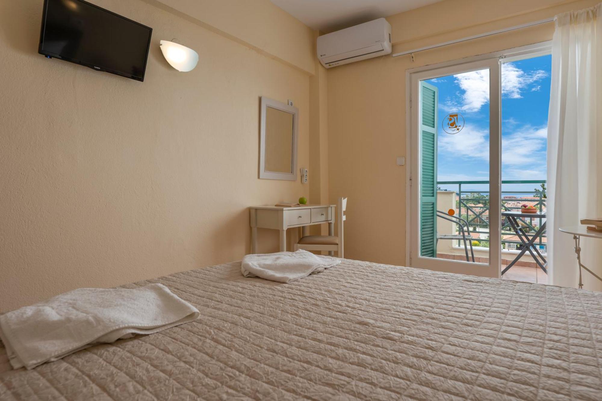 Julia Hotel ฟูร์กา ภายนอก รูปภาพ