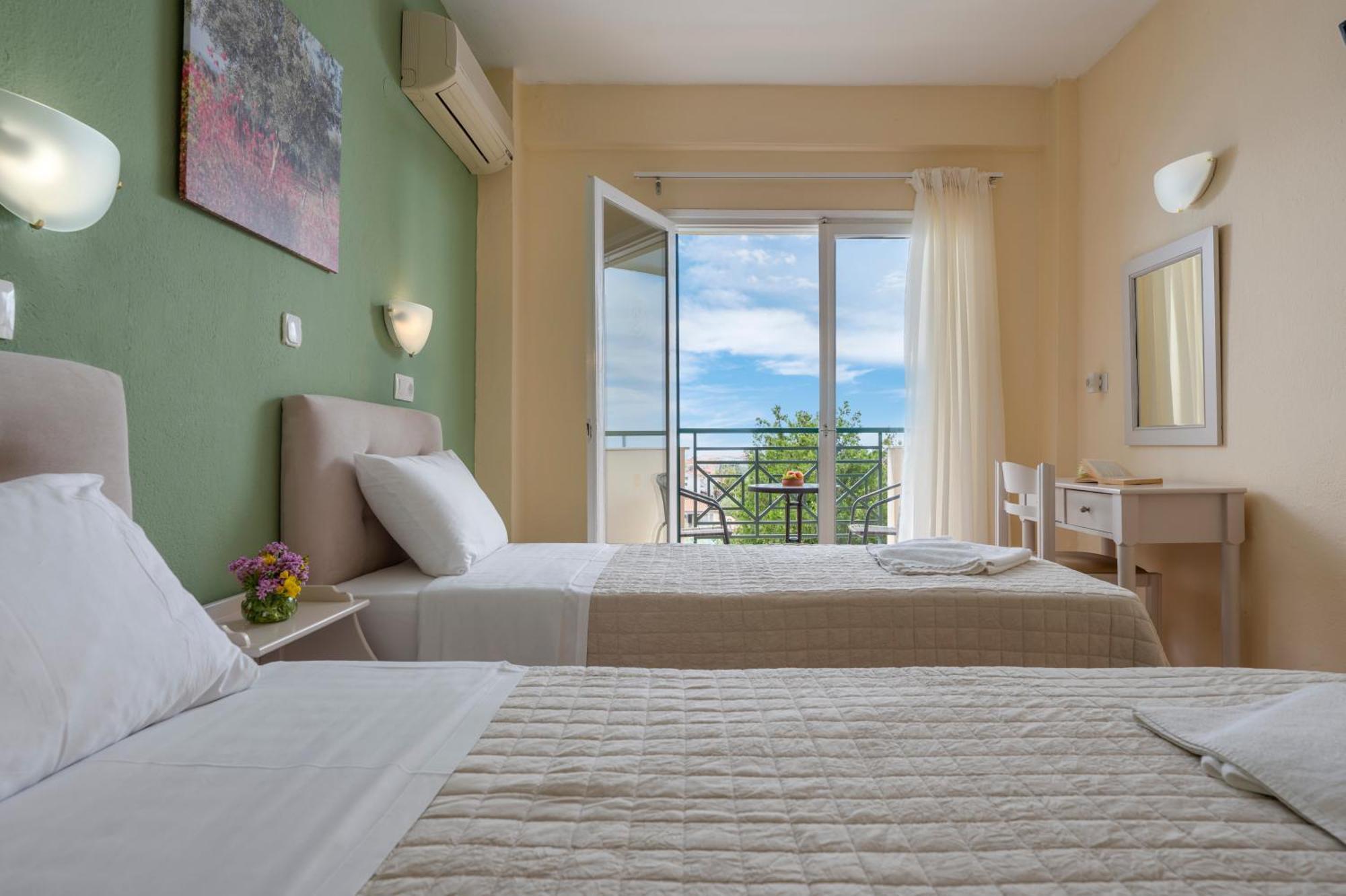 Julia Hotel ฟูร์กา ภายนอก รูปภาพ